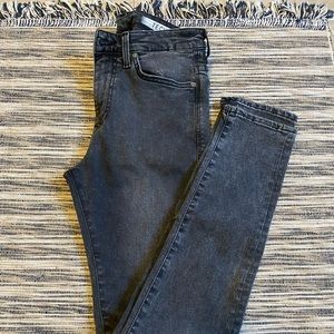 H&M Men’s Tech Stretch Low Waist Skinny Jeans